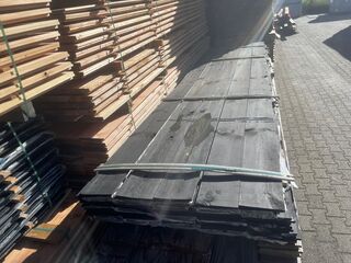 Ca. 50x Grenen Zweeds Rabat Zwart Gecoat, 21x190mm, lengte 400cm